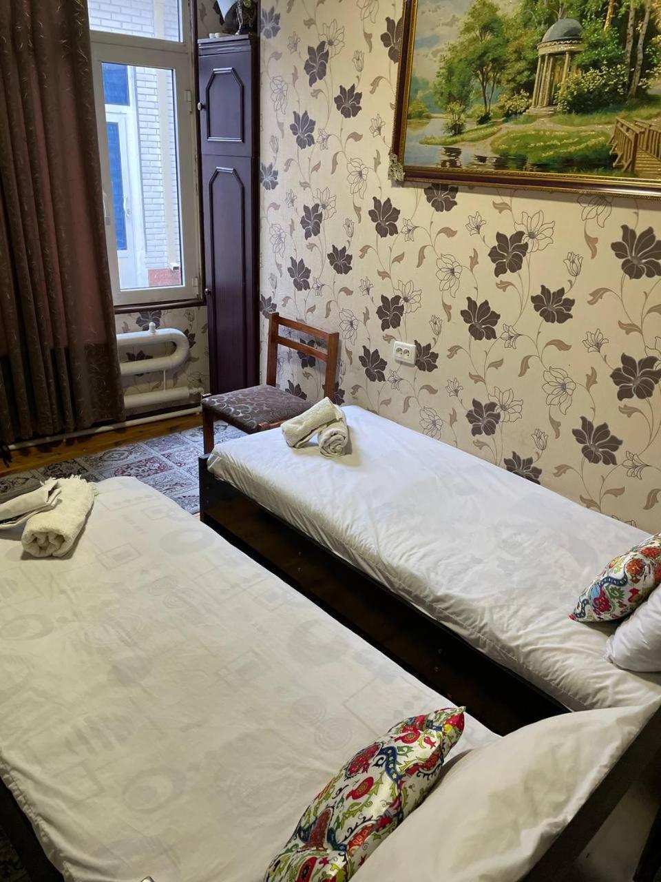 Madina-Mehribon Hotel Bukhara Værelse billede